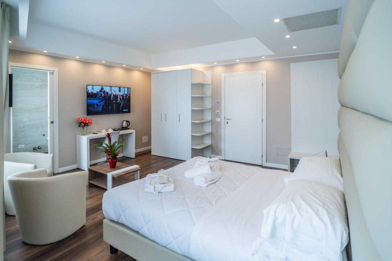 Hotel Globo Suite-Correnti Hotels Sanremo Esterno foto
