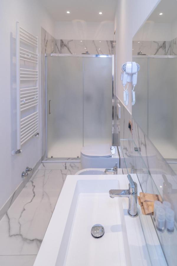 Hotel Globo Suite-Correnti Hotels Sanremo Esterno foto