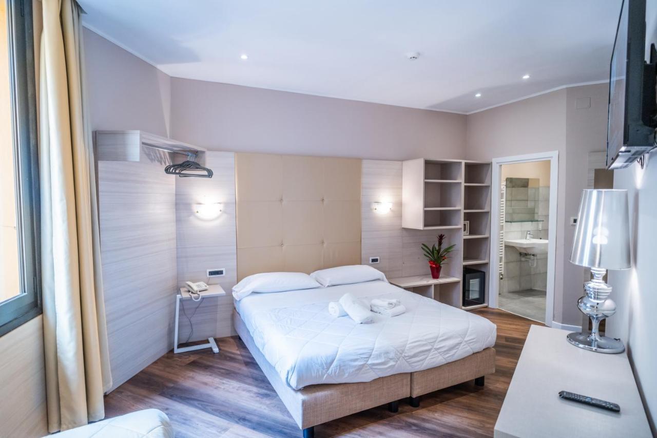 Hotel Globo Suite-Correnti Hotels Sanremo Esterno foto