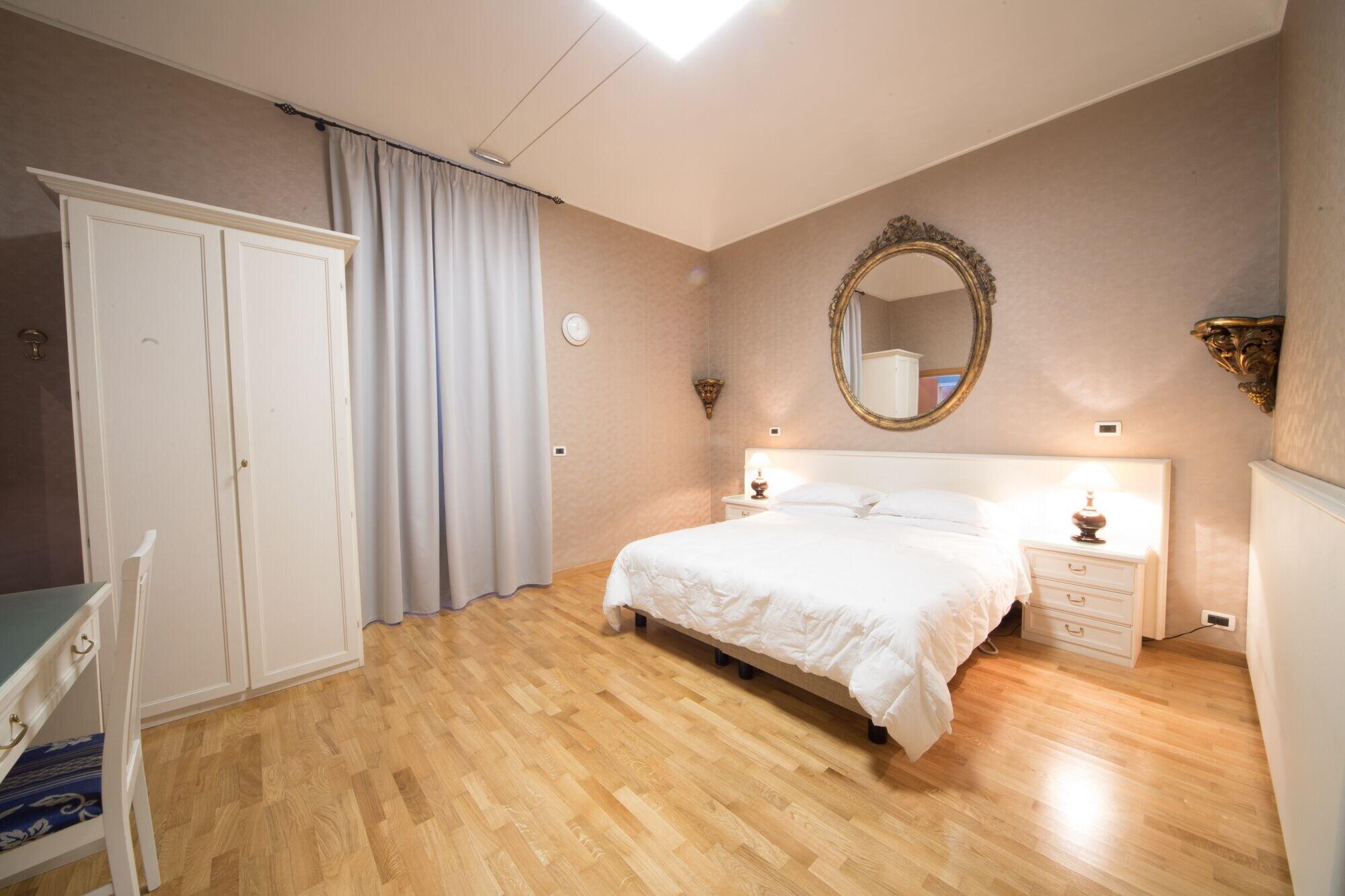 Hotel Globo Suite-Correnti Hotels Sanremo Esterno foto