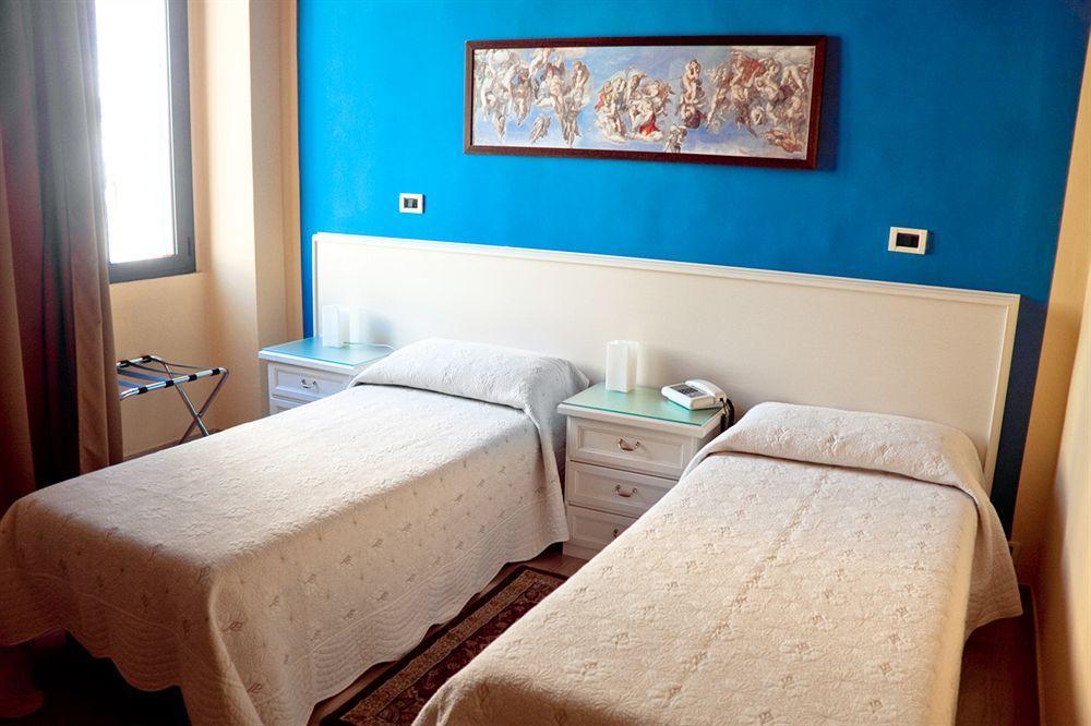 Hotel Globo Suite-Correnti Hotels Sanremo Esterno foto